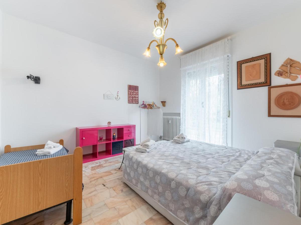 Flaminia Bright & Roomy Apartment Pésaro Exterior foto